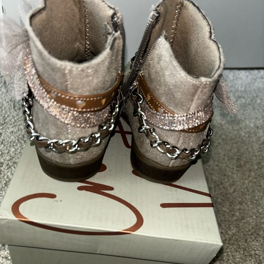 Crown Vintage Lil Shanley Bootie - Toast/Textile - Size 9 Little Girls